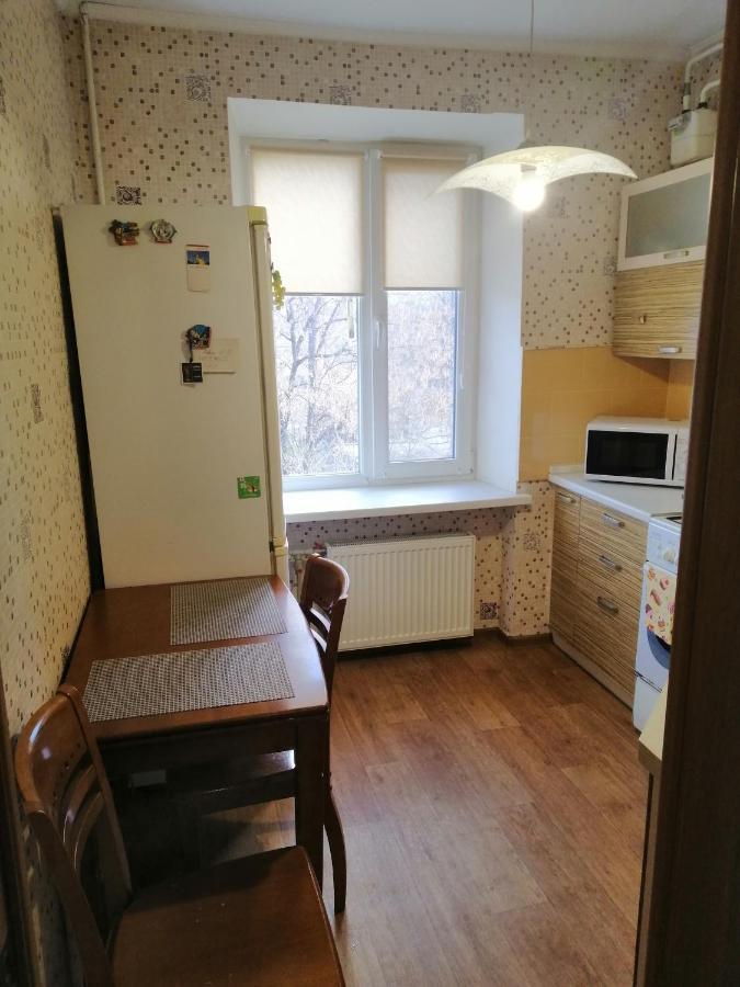 Уютная Квартира На Лётной 6 Cherníhiv Exterior foto