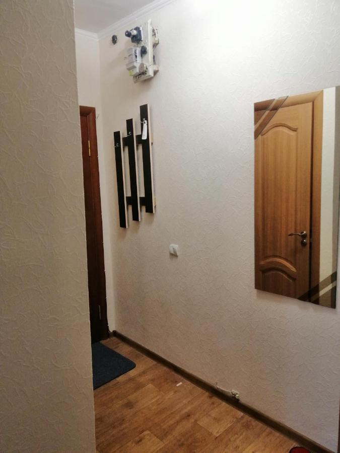 Уютная Квартира На Лётной 6 Cherníhiv Exterior foto